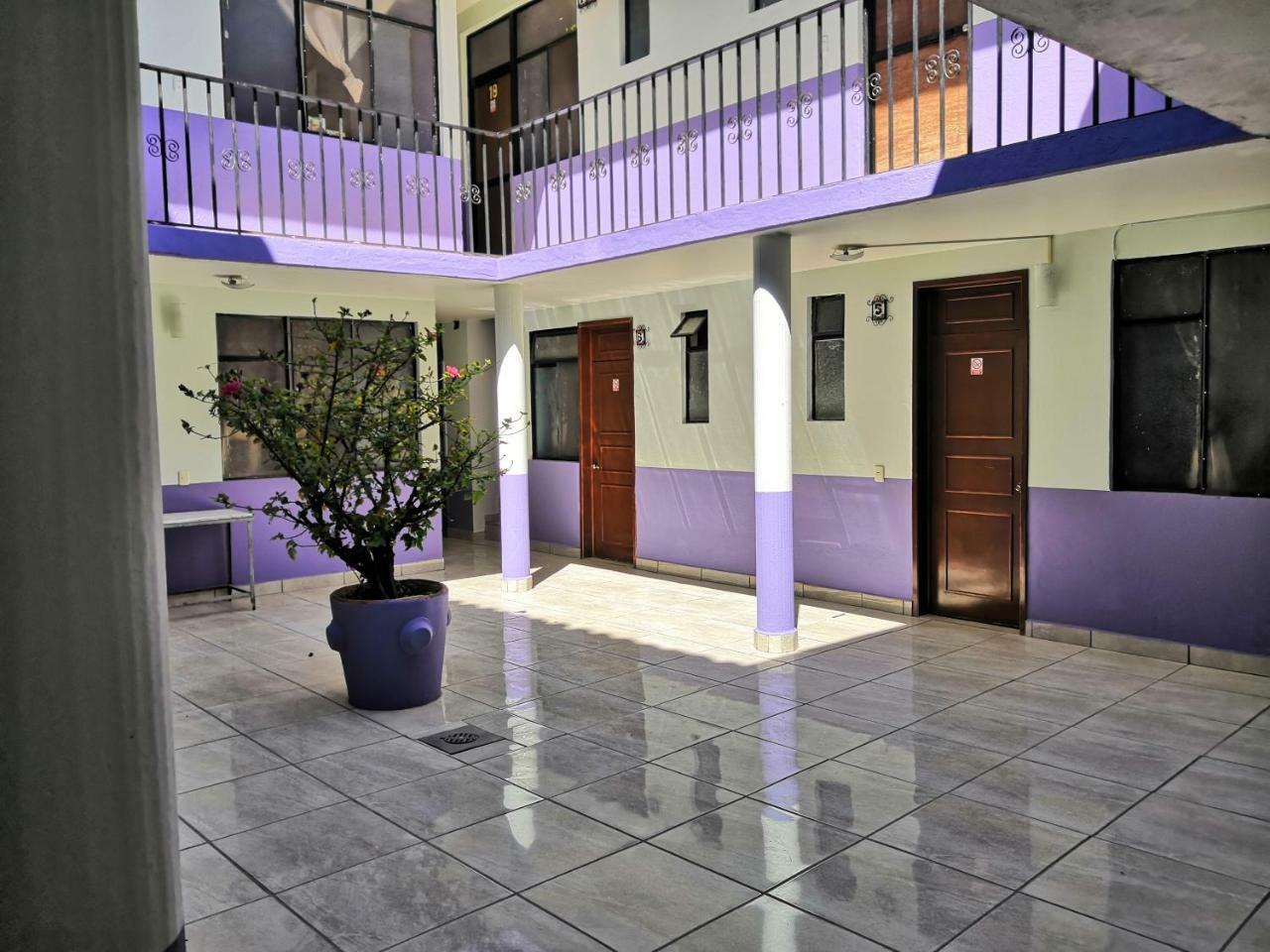 Hotel Los Arcos Pénjamo Extérieur photo